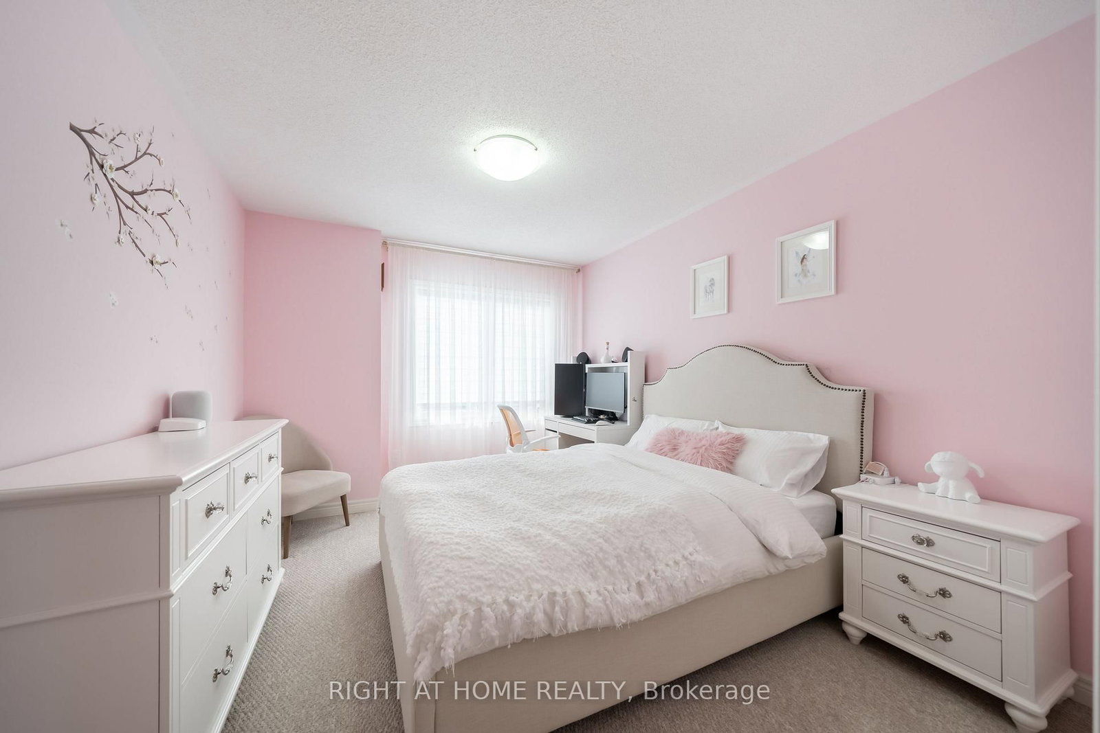 12 Tupling Street - Photo 39