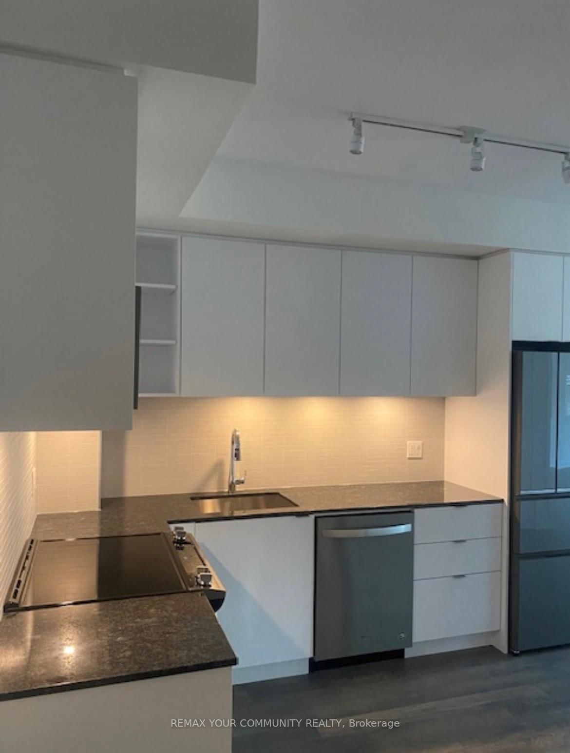 100 Eagle Rock Way, Unit 518 - Photo 8