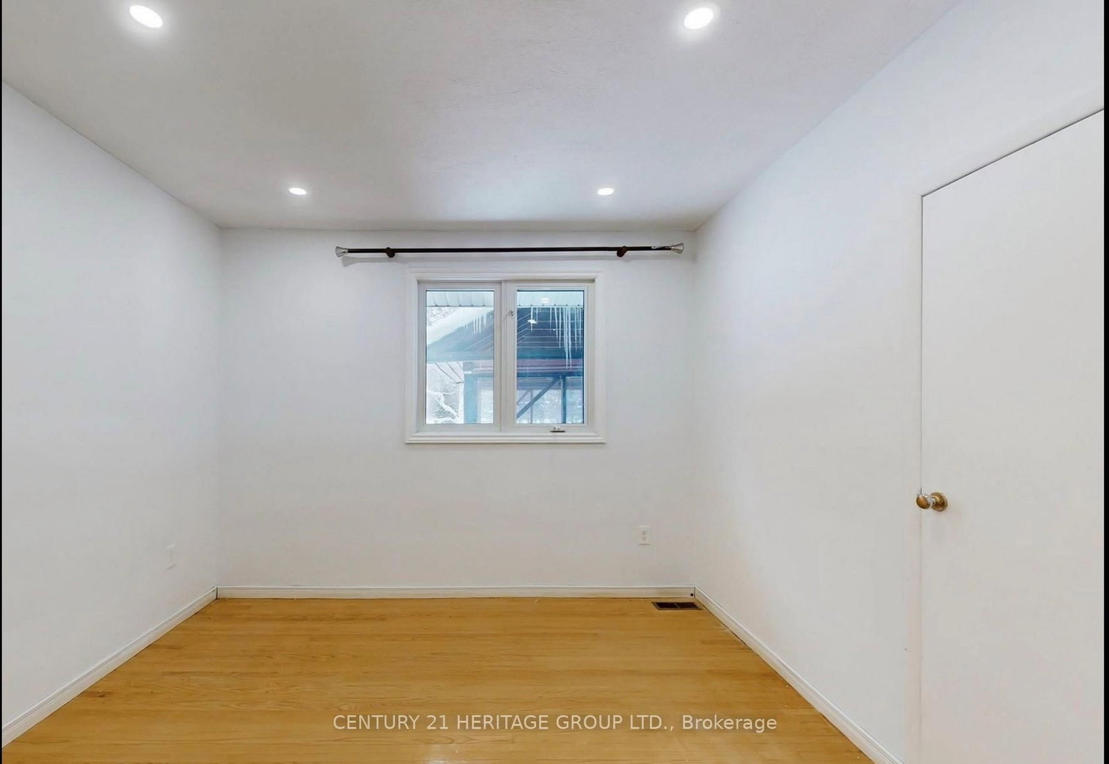 20015 Bathurst Street • East Gwillimbury, ON photo 9