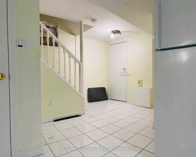 160 Galbraith Cres, Markham, L3S 1H4 | Image 2