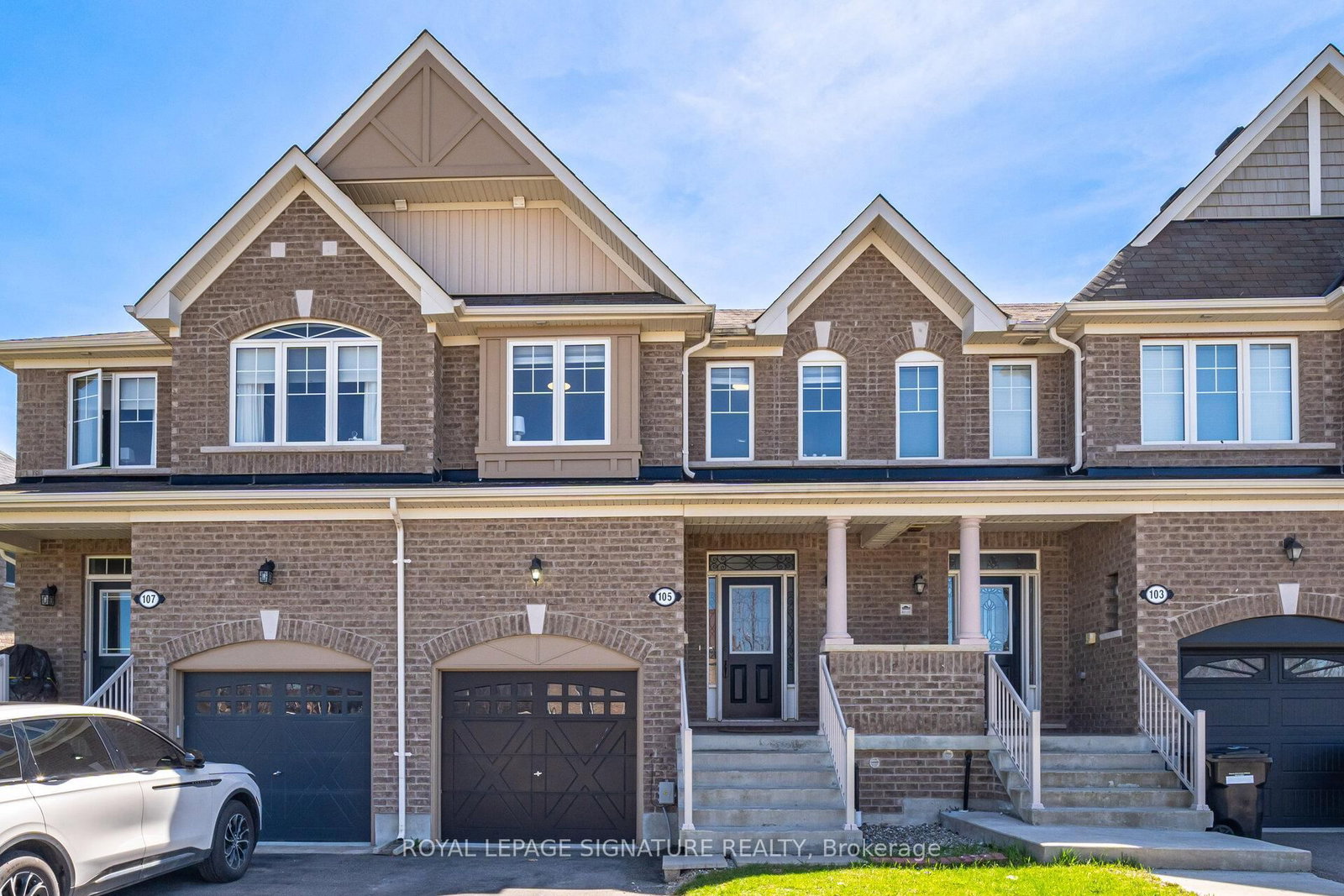 Townhouse for sale at 105 Mcgahey Street, New Tecumseth, Ontario, L0G 1W0 - Tottenham - MLS: N13055194