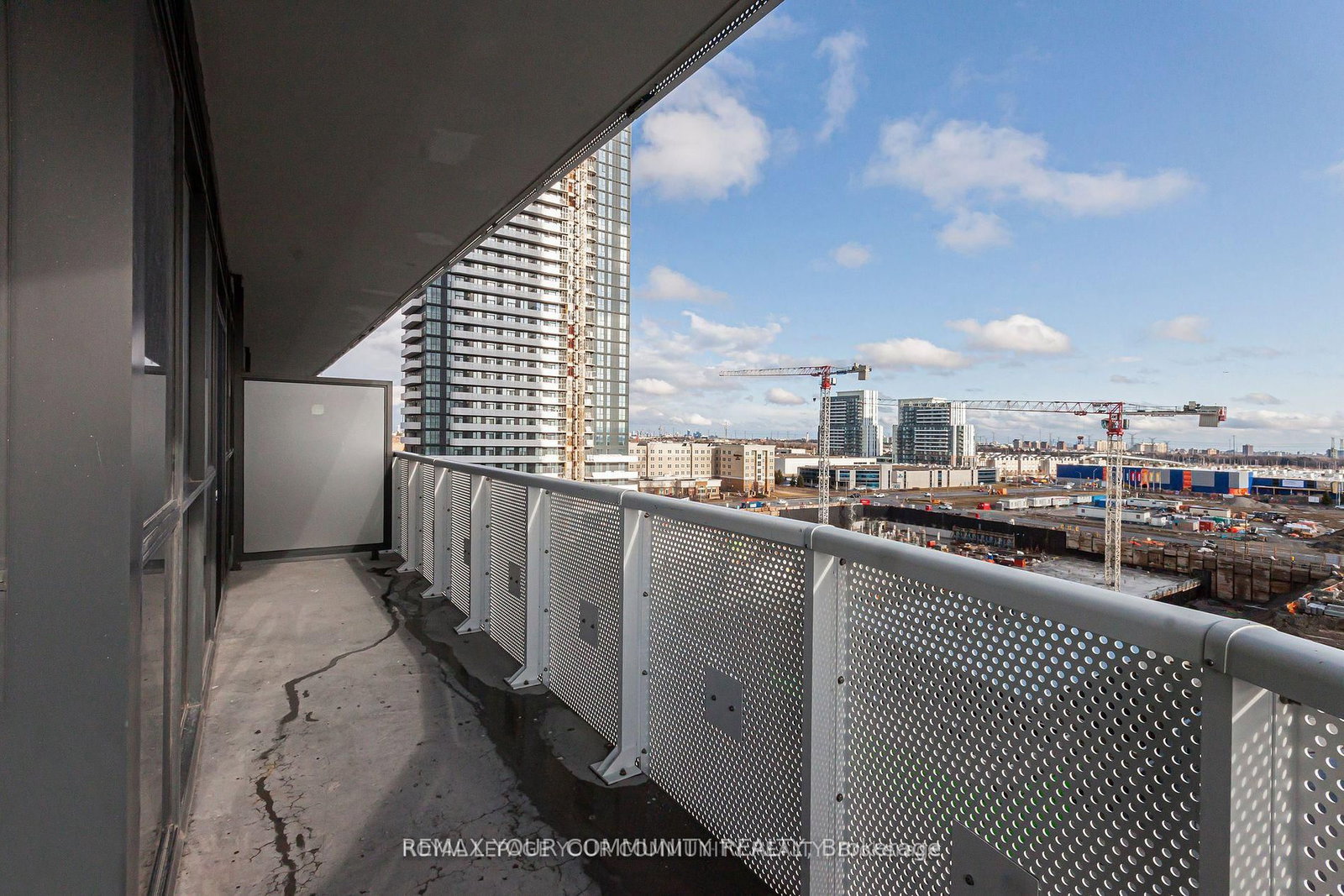 225 Commerce Street, Unit 706 - Photo 24