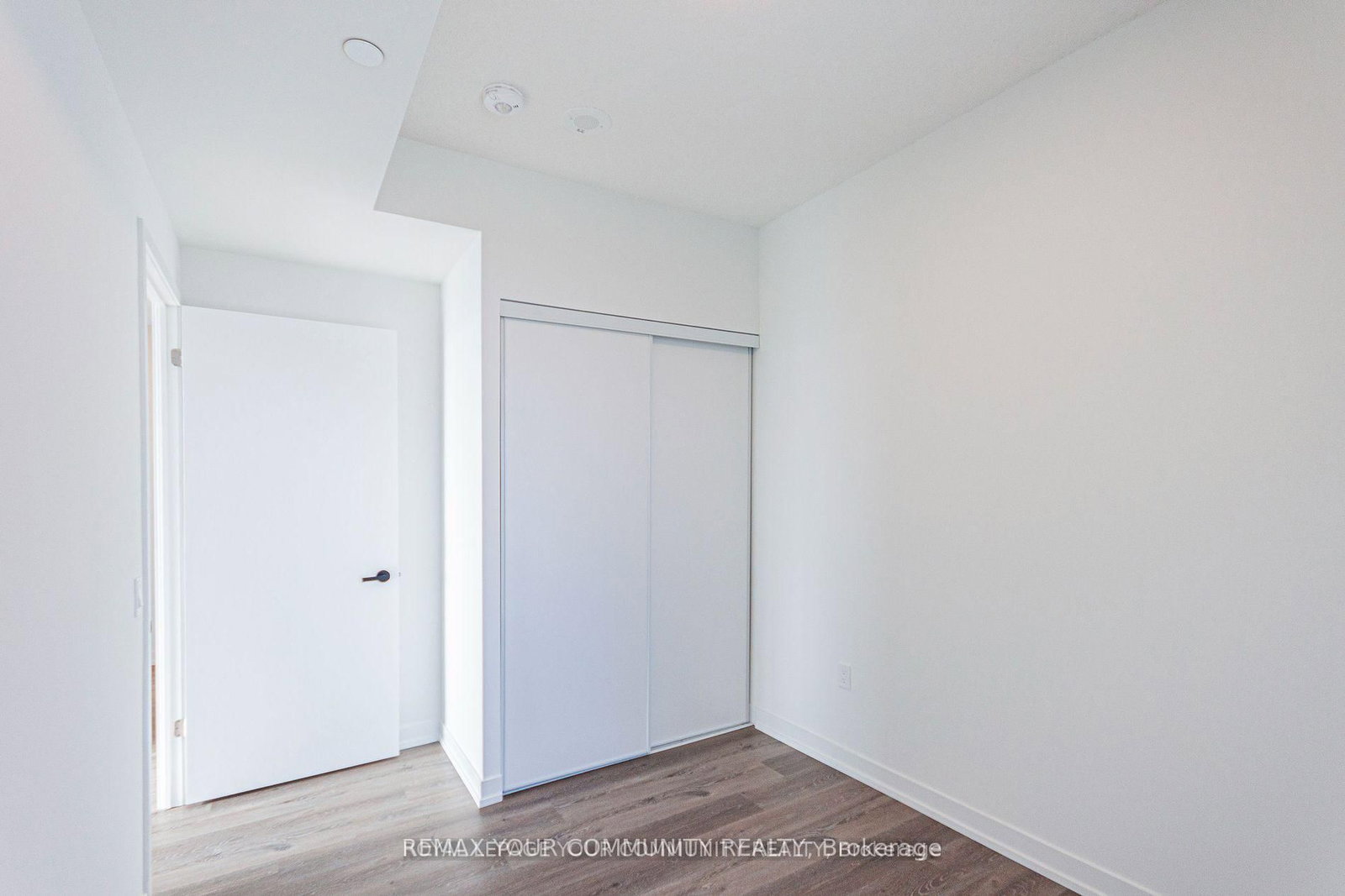 225 Commerce Street, Unit 706 - Photo 9