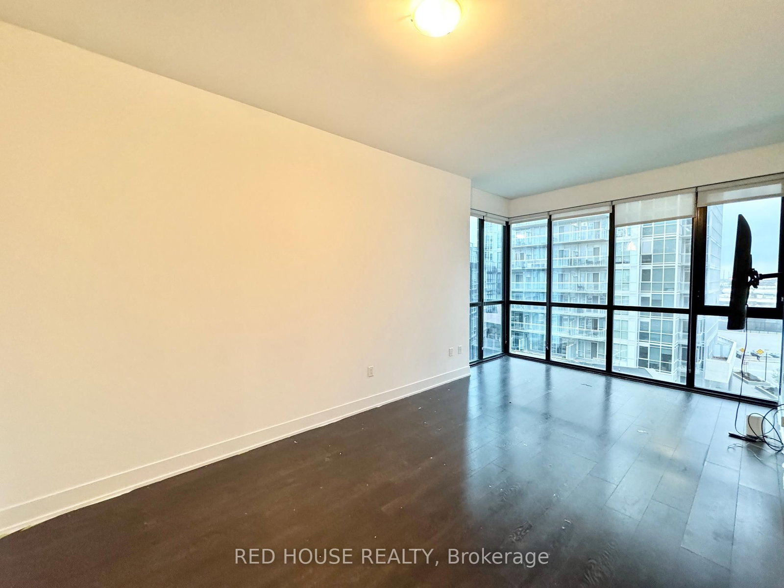 2916 Highway 7, Unit 519 - Photo 3