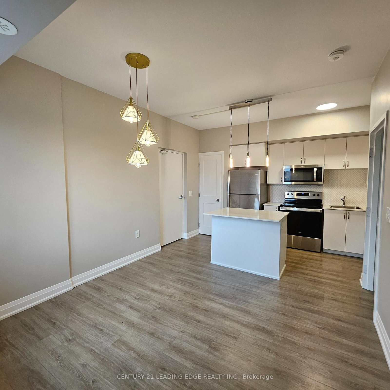 18 COLES Avenue, Unit 603 - Photo 10