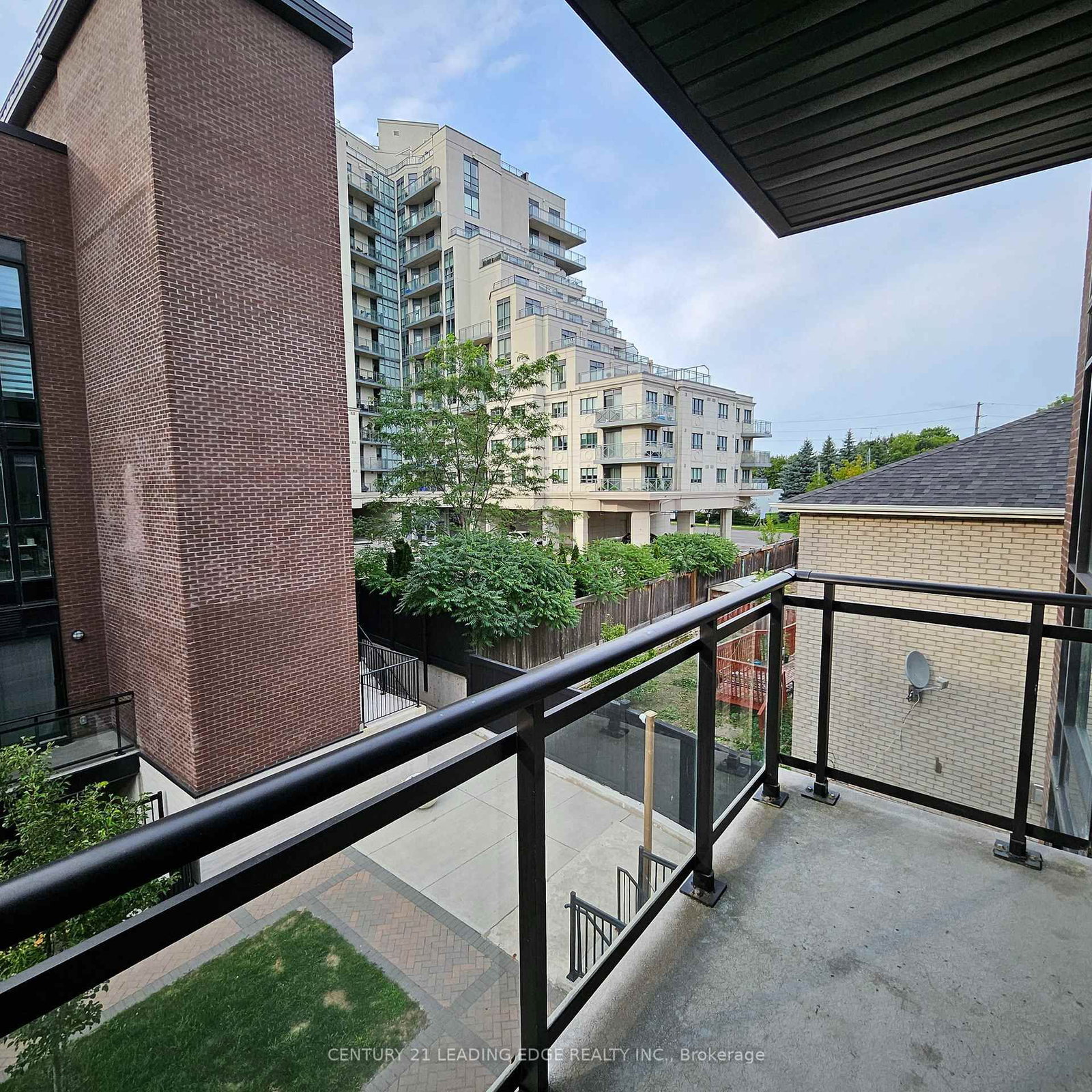 18 COLES Avenue, Unit 603 - Photo 20