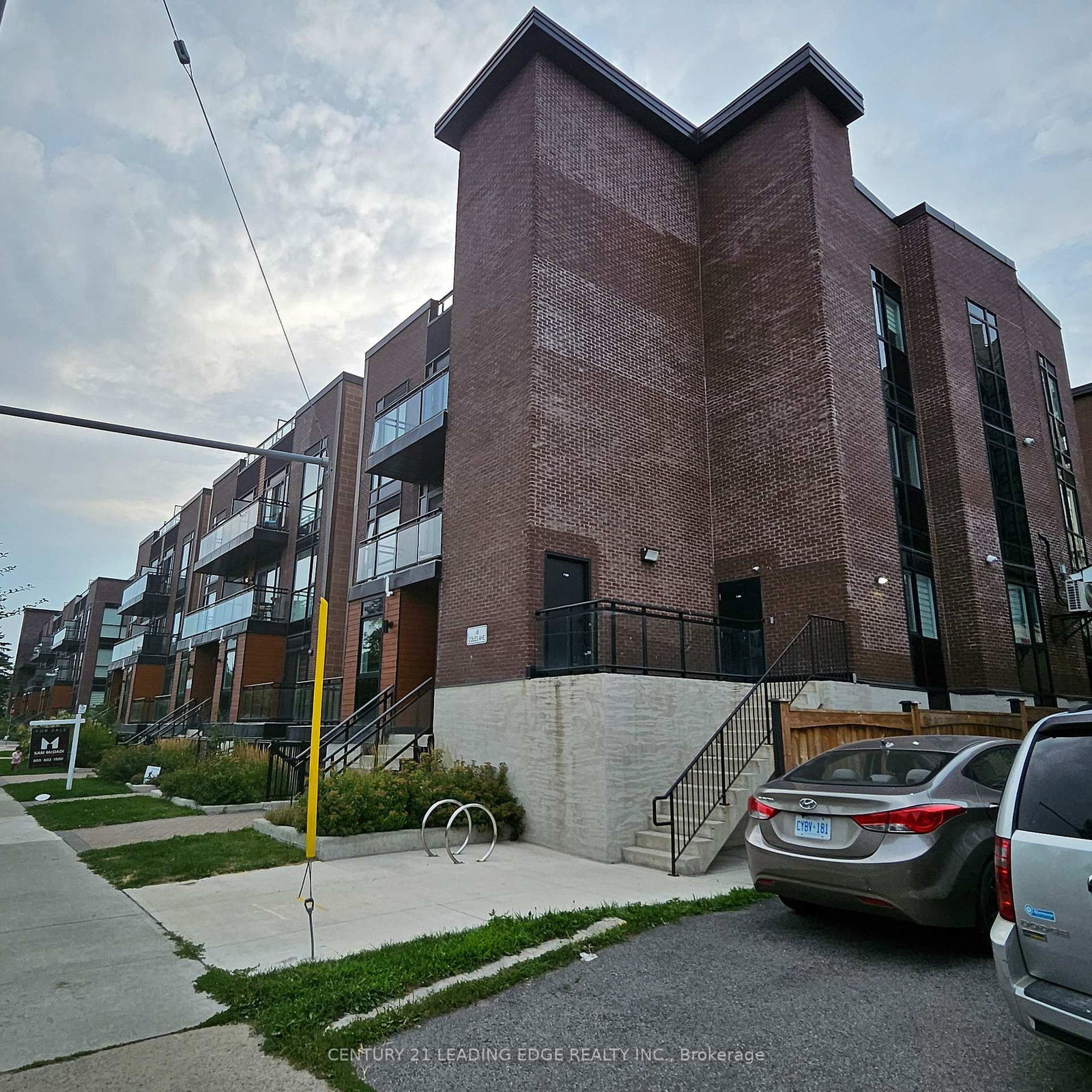 18 COLES Avenue, Unit 603 - Photo 3