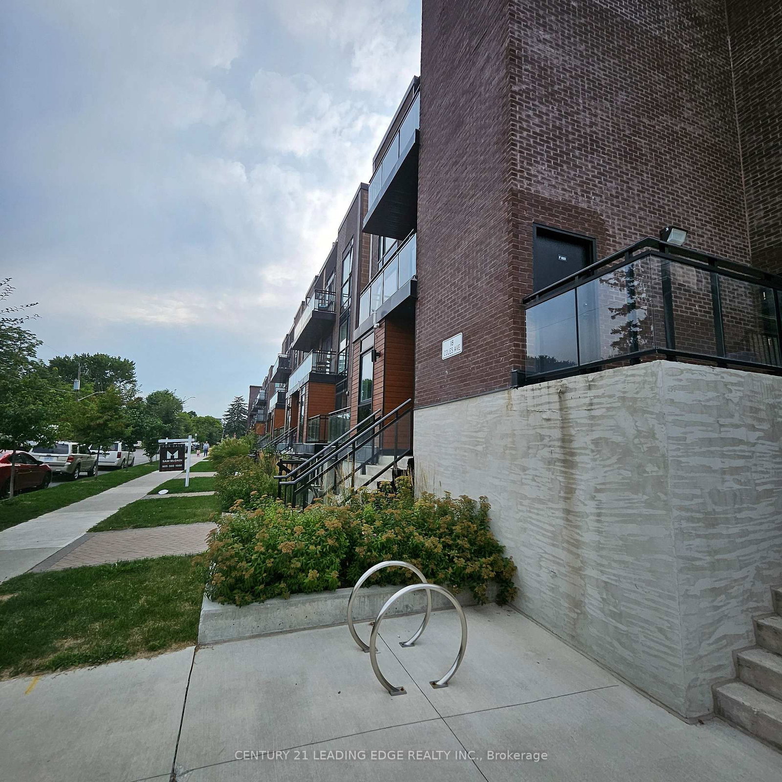 18 COLES Avenue, Unit 603 - Photo 31
