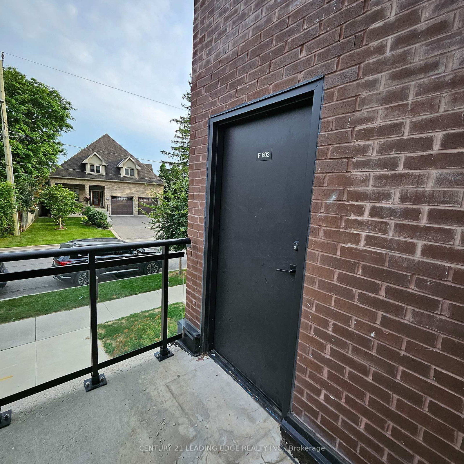 18 COLES Avenue, Unit 603 - Photo 5