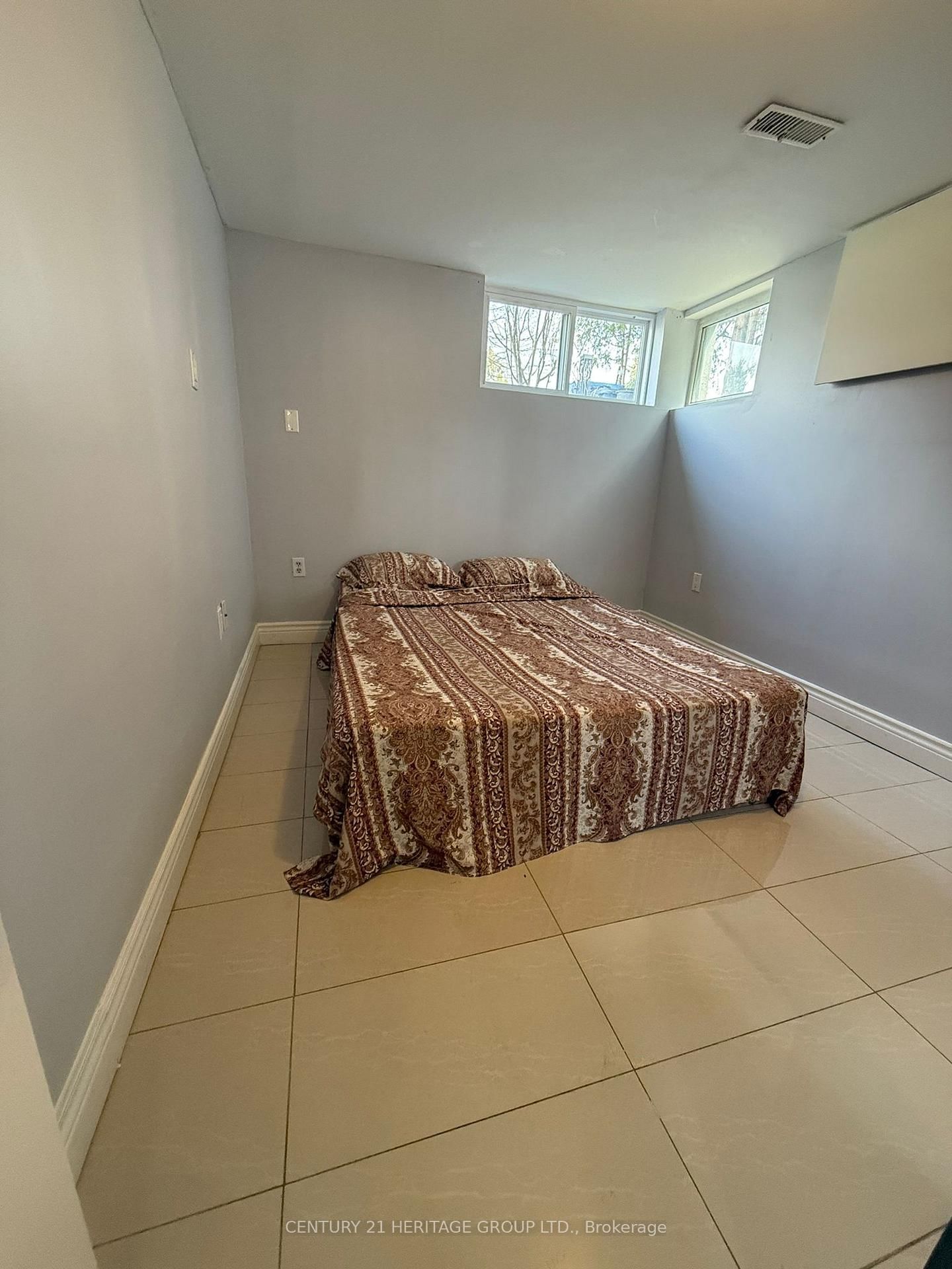 430 Balkan Road, Unit Bsmt - Photo 13