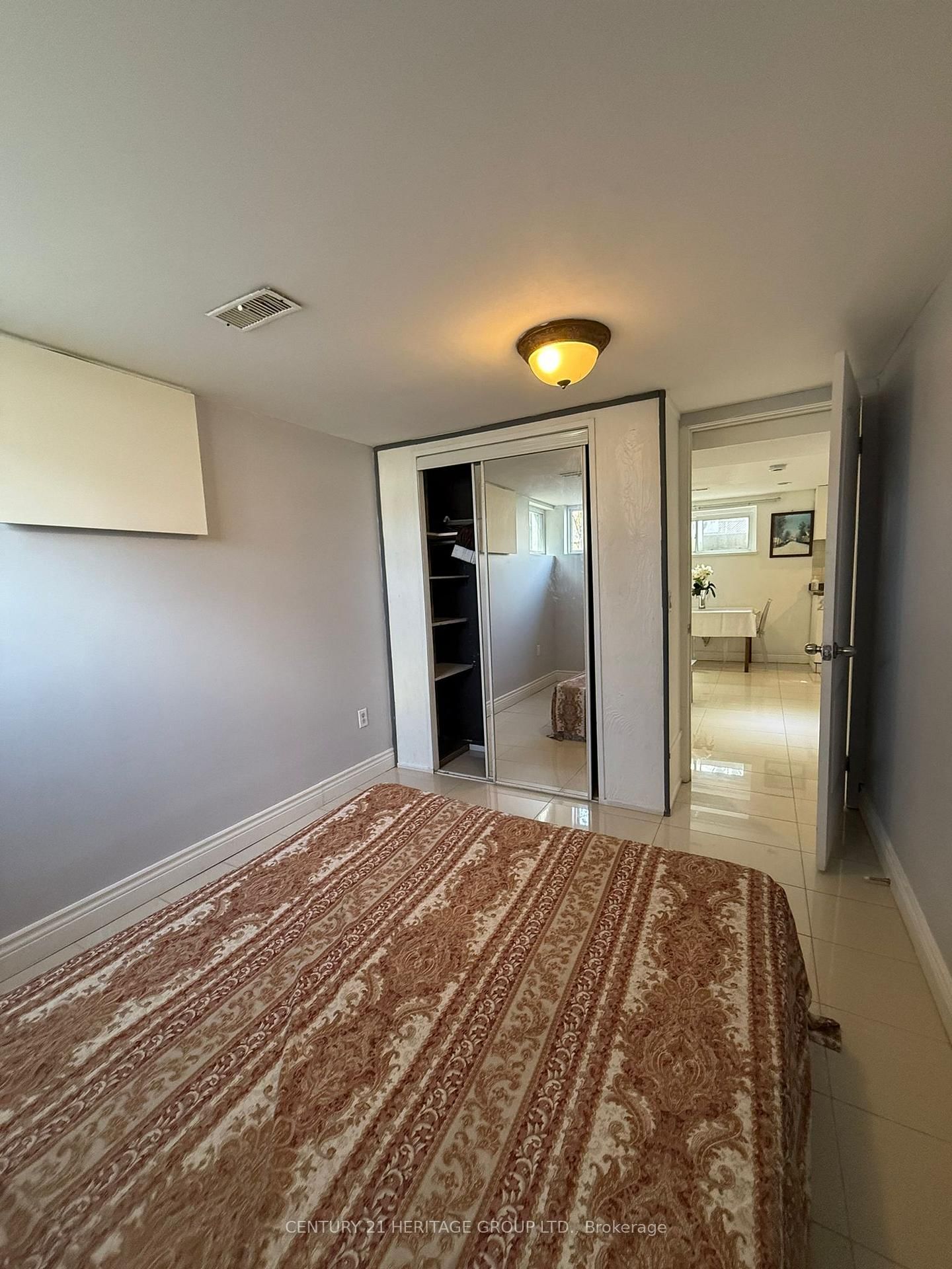 430 Balkan Road, Unit Bsmt - Photo 14