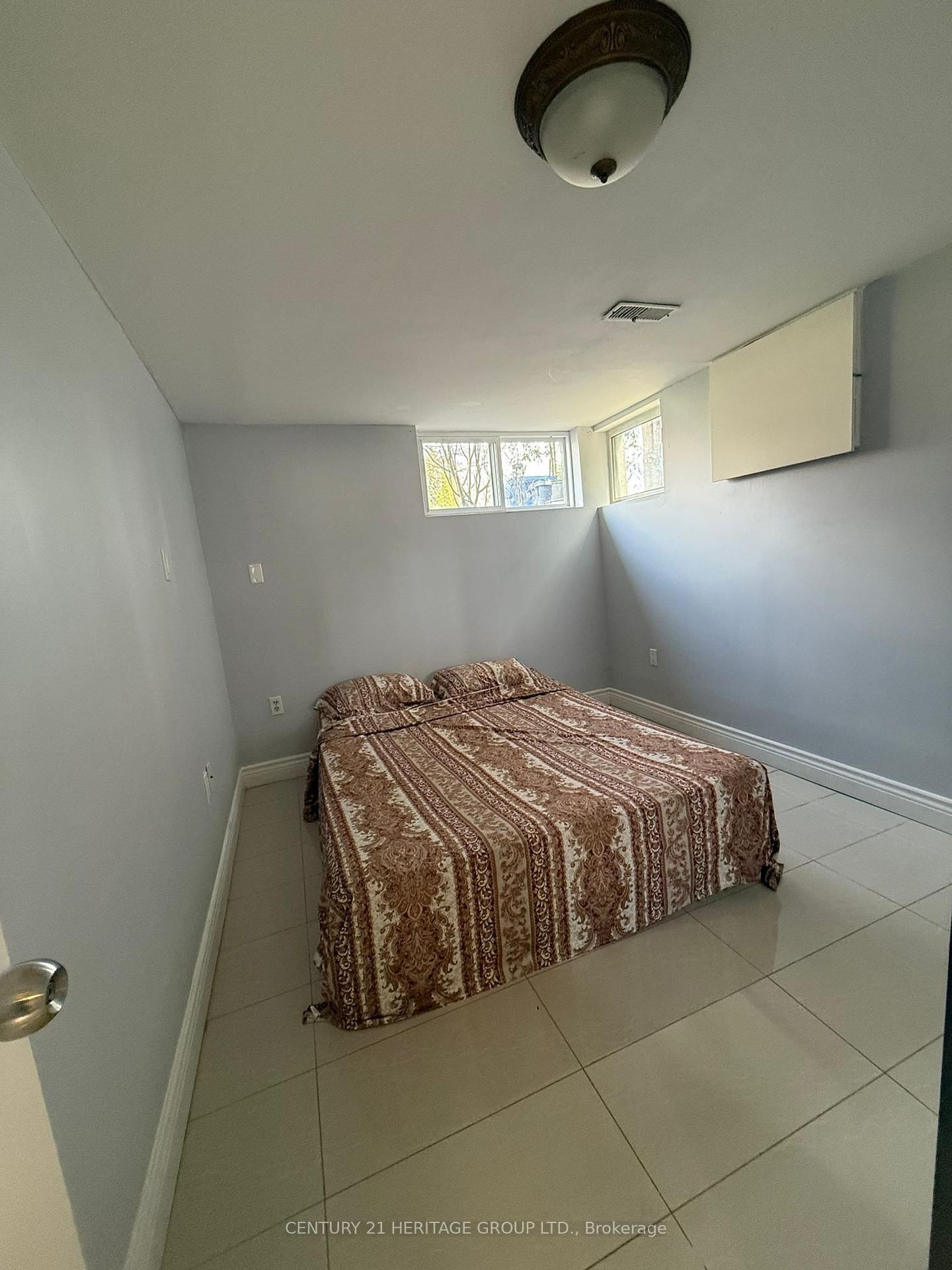 430 Balkan Road, Unit Bsmt - Photo 17