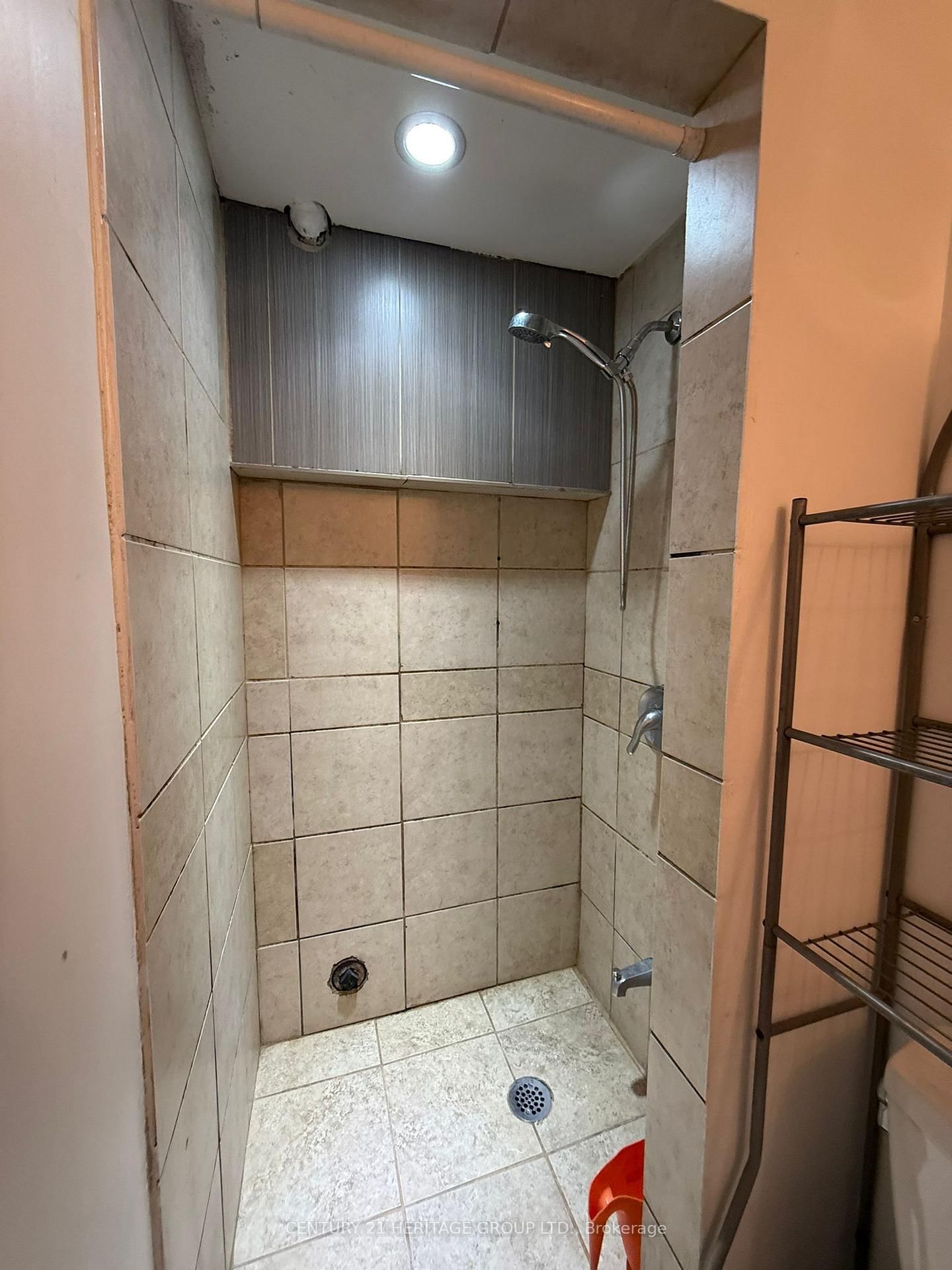 430 Balkan Road, Unit Bsmt - Photo 21