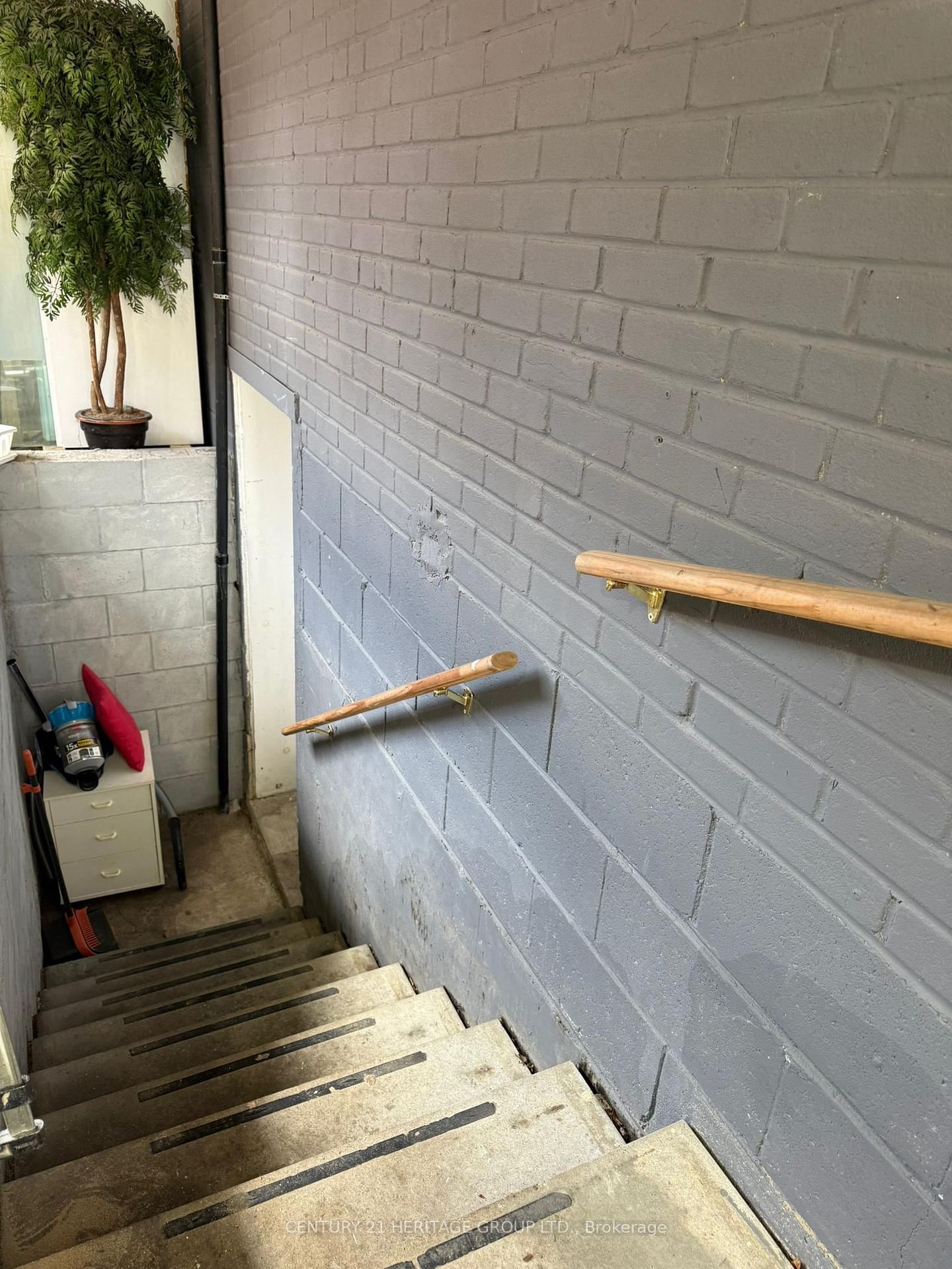 430 Balkan Road, Unit Bsmt - Photo 24