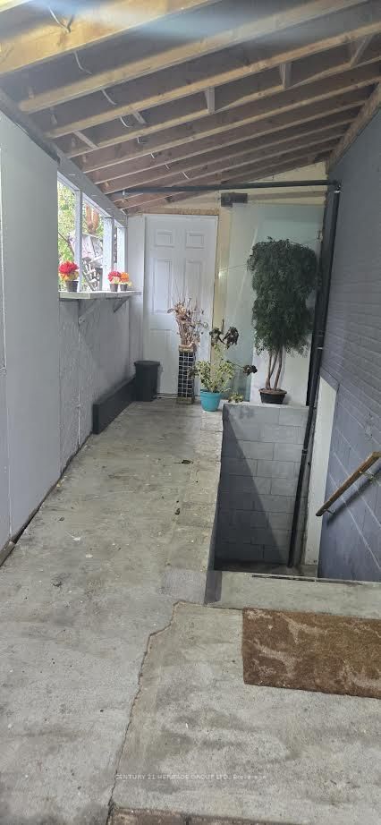 430 Balkan Road, Unit Bsmt - Photo 28