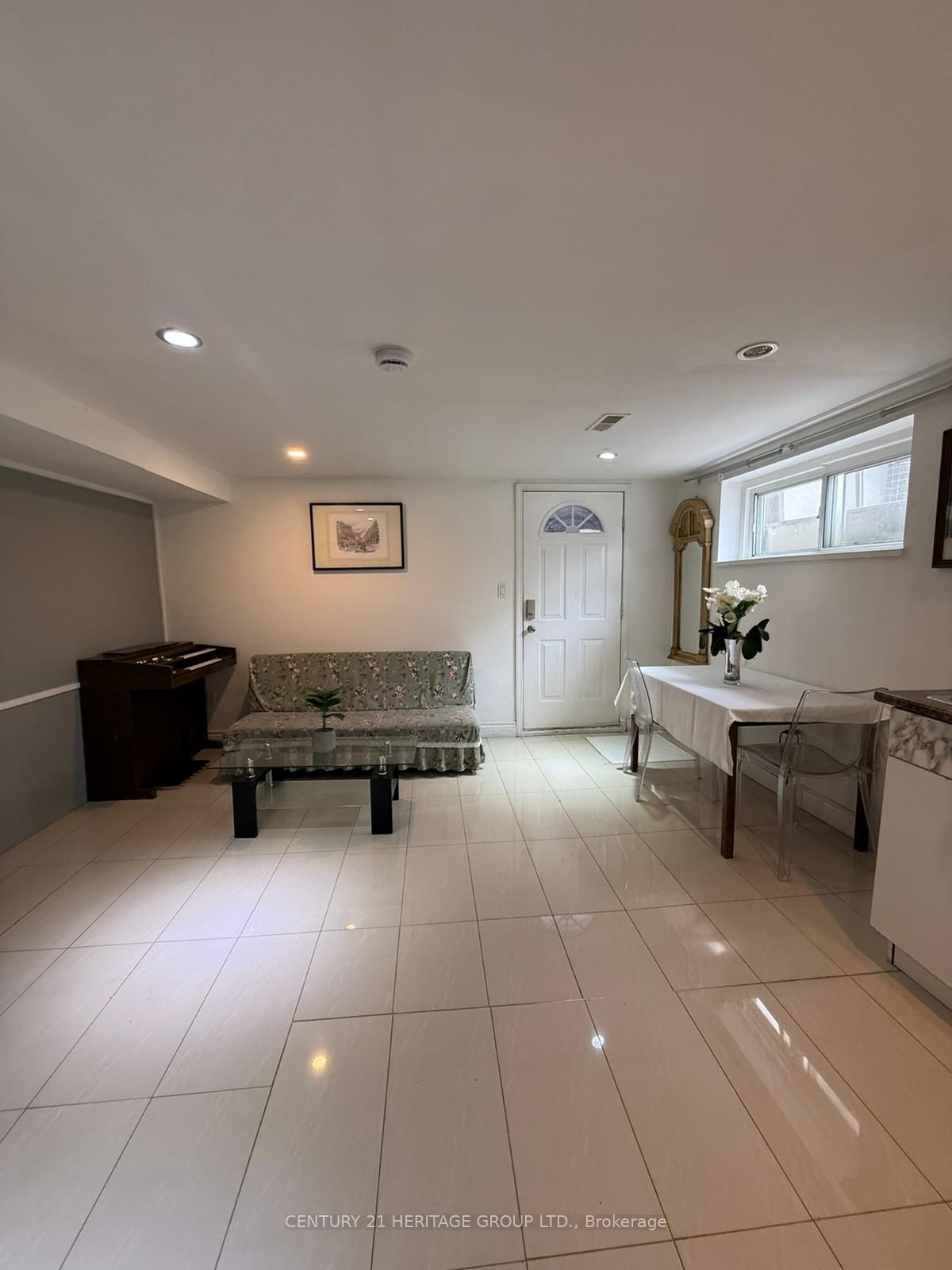 430 Balkan Road, Unit Bsmt - Photo 8