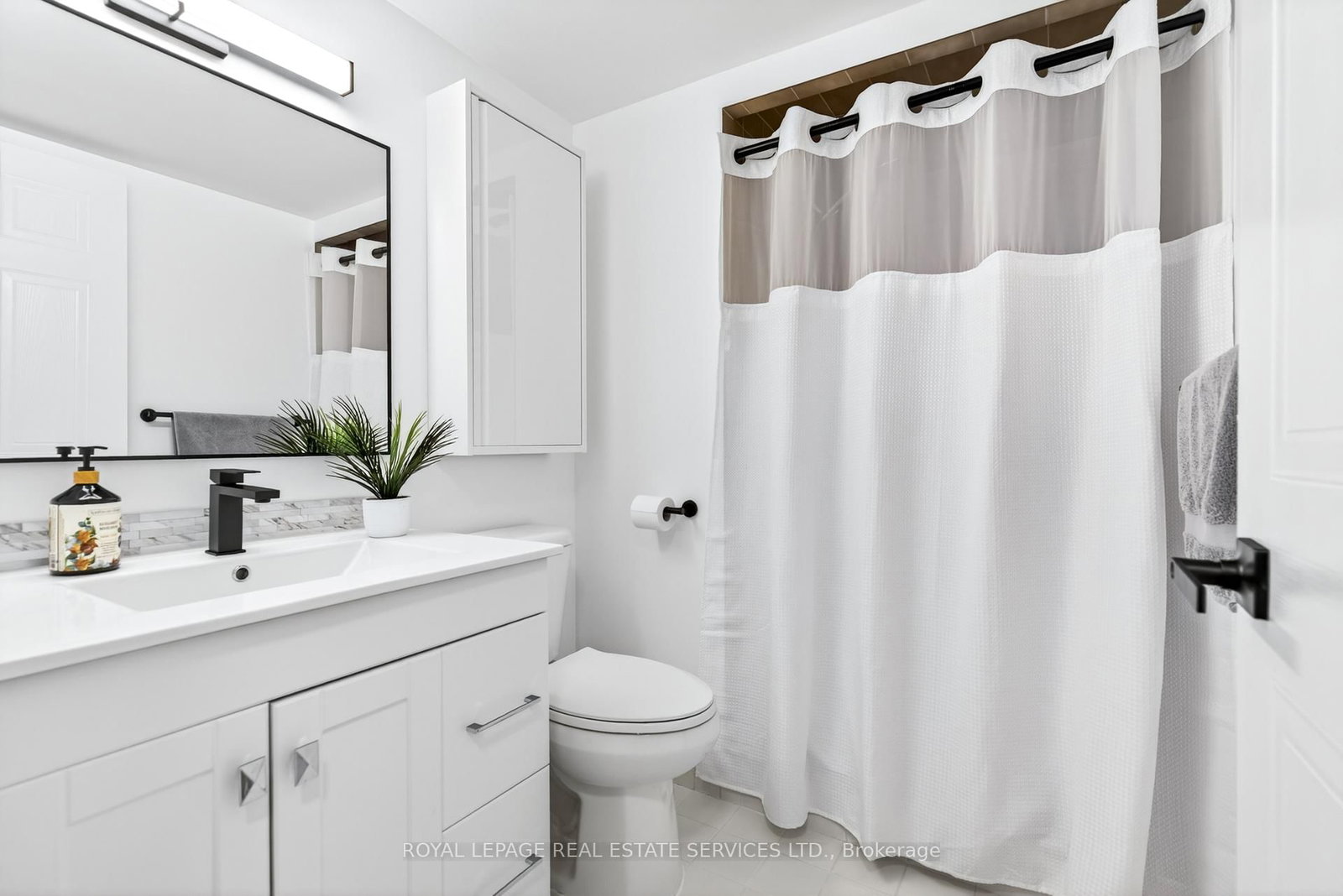 100 Observatory Lane, Unit 406 - Photo 17