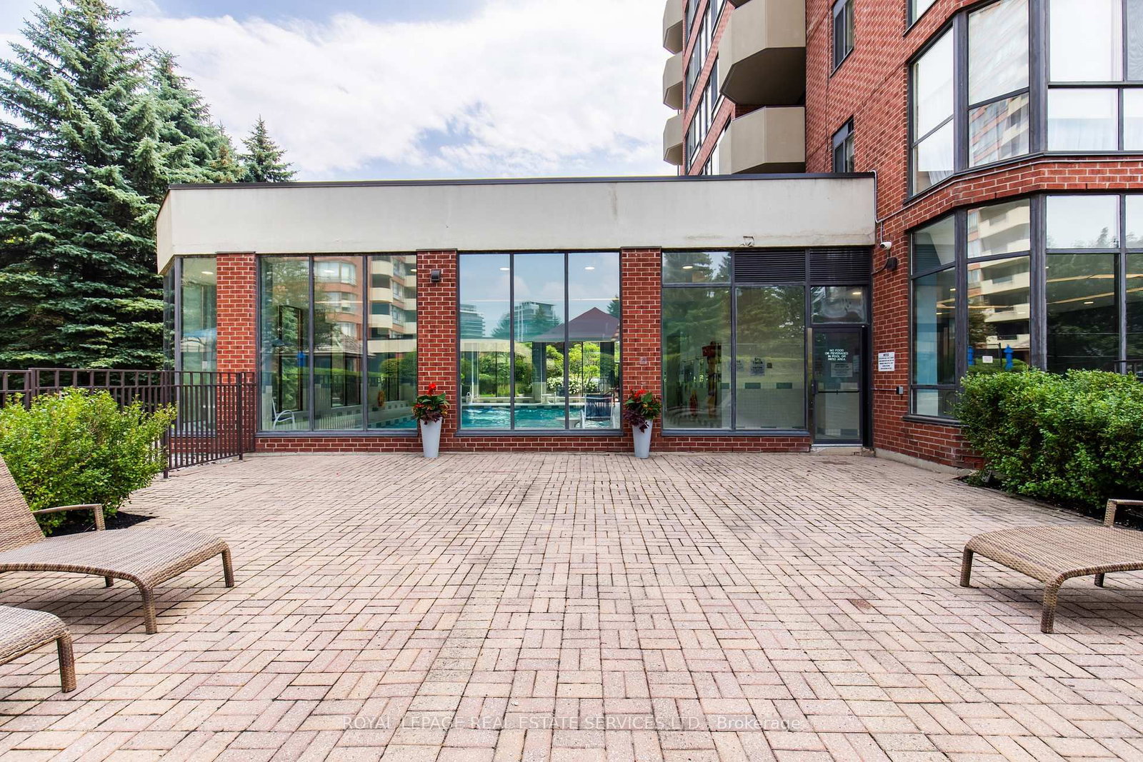 100 Observatory Lane, Unit 406 - Photo 28