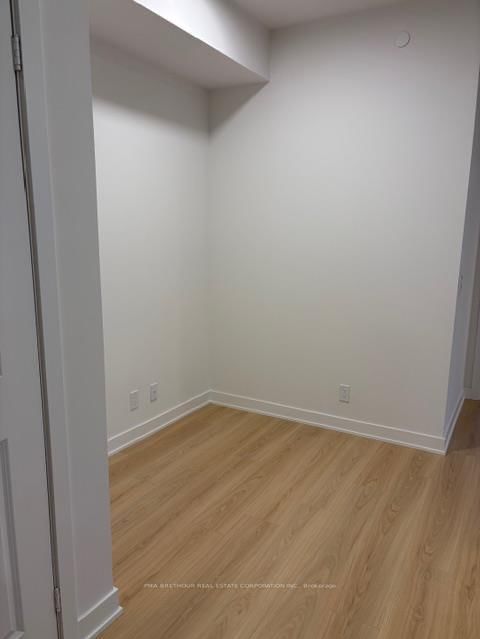 30 Upper Mall Way, Unit 416 - Photo 4