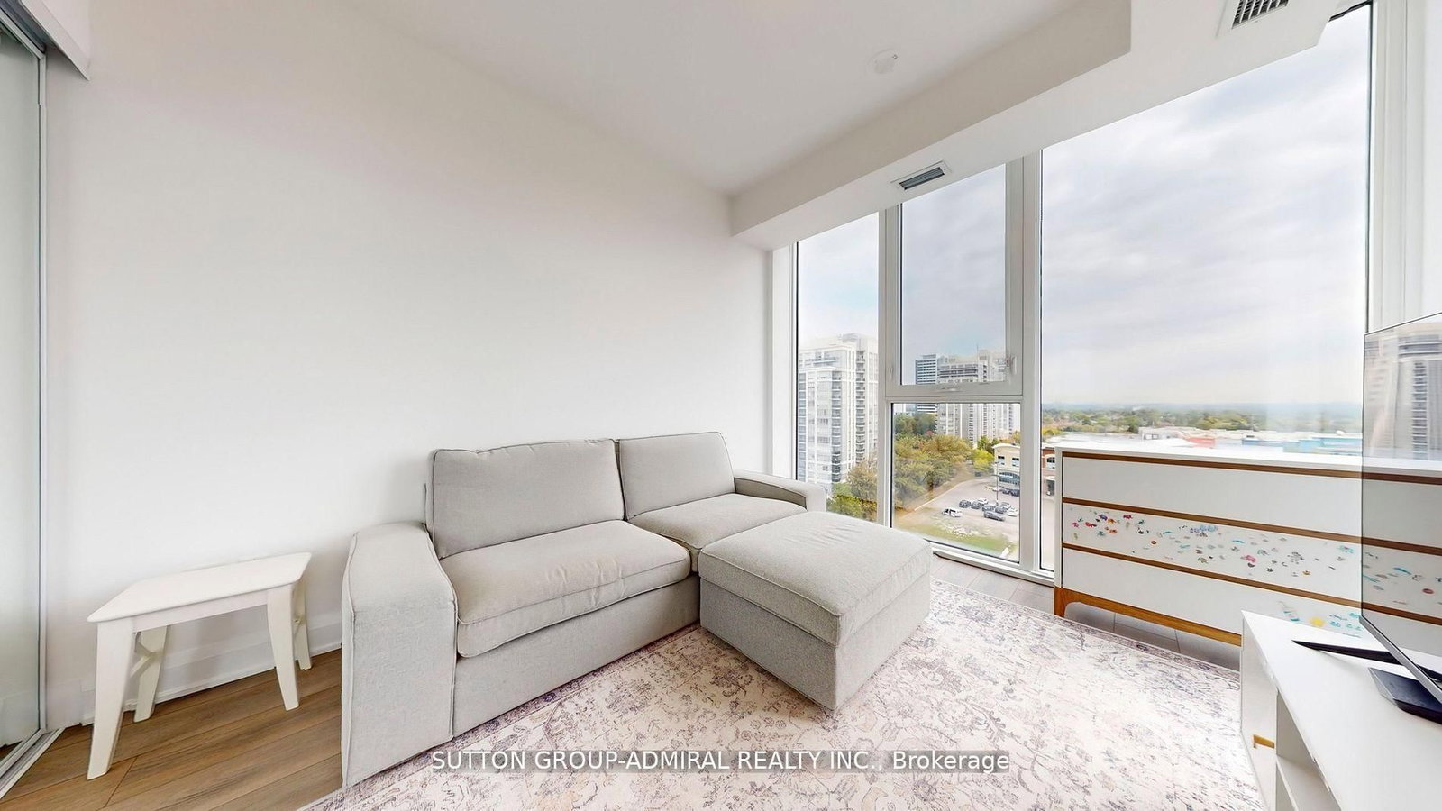 20 Gatineau Drive, Unit 1103 - Photo 7