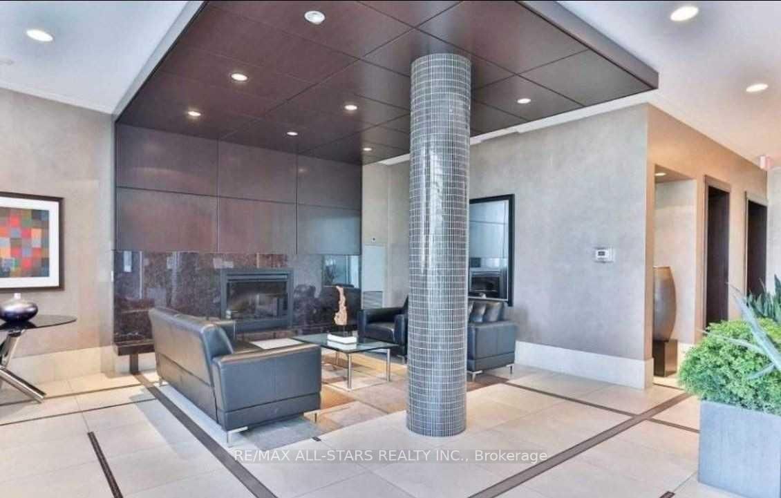 111 Upper Duke Crescent, Unit 219 - Photo 2