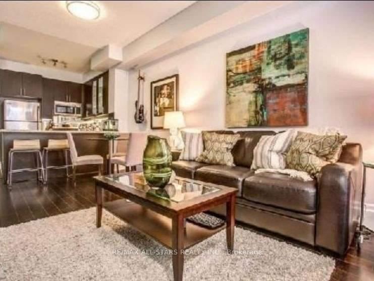 111 Upper Duke Crescent, Unit 219 - Photo 3
