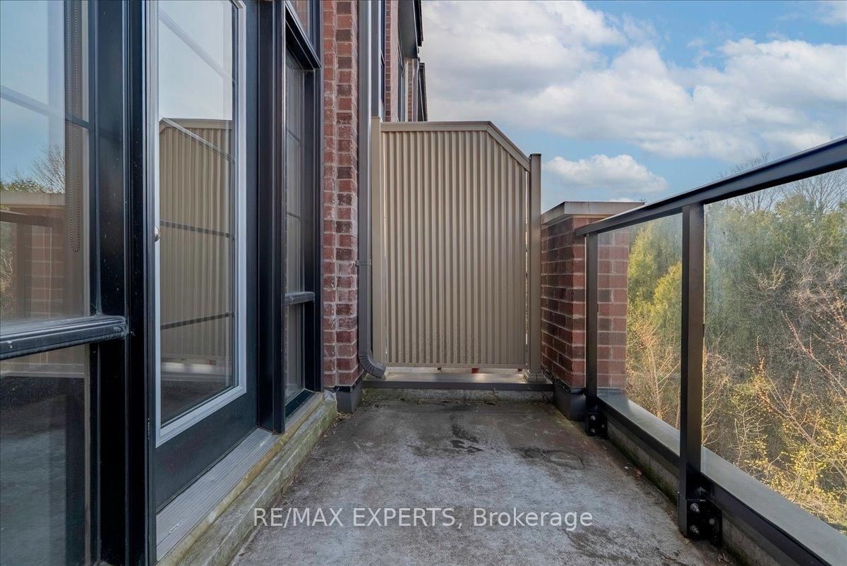 2 Linsmore Place, Unit 304 - Photo 21