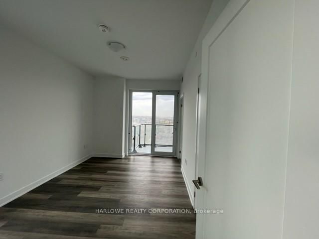 105 Oneida Crescent, Unit LPH03 - Photo 5