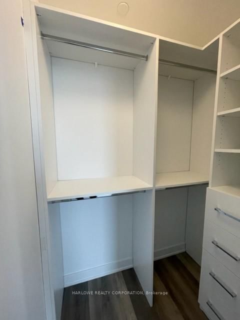 105 Oneida Crescent, Unit LPH03 - Photo 7