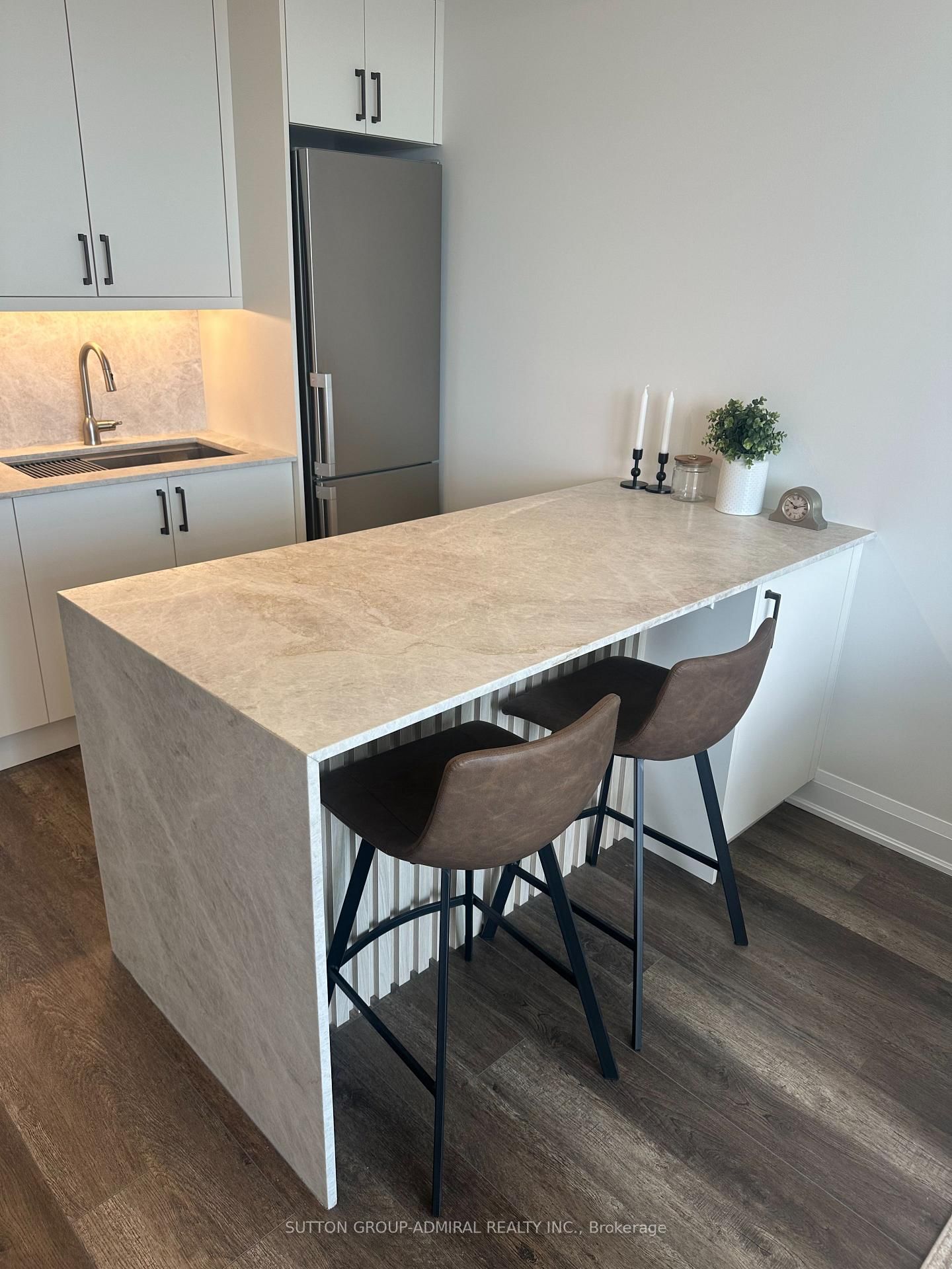 20 Gatineau Drive, Unit 1405 - Photo 3