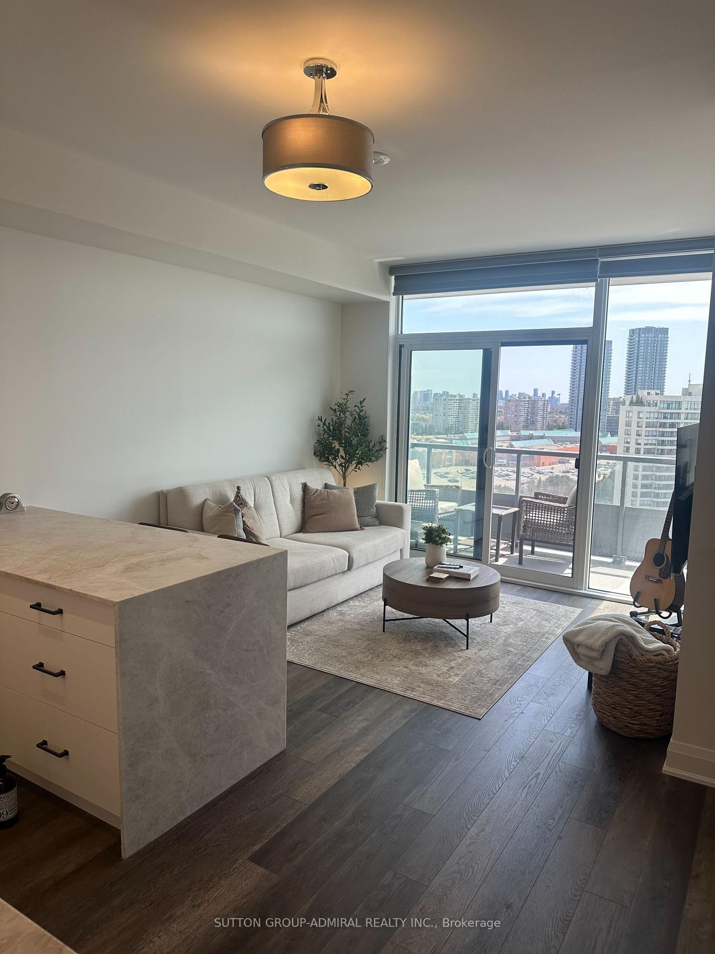 20 Gatineau Drive, Unit 1405 - Photo 5