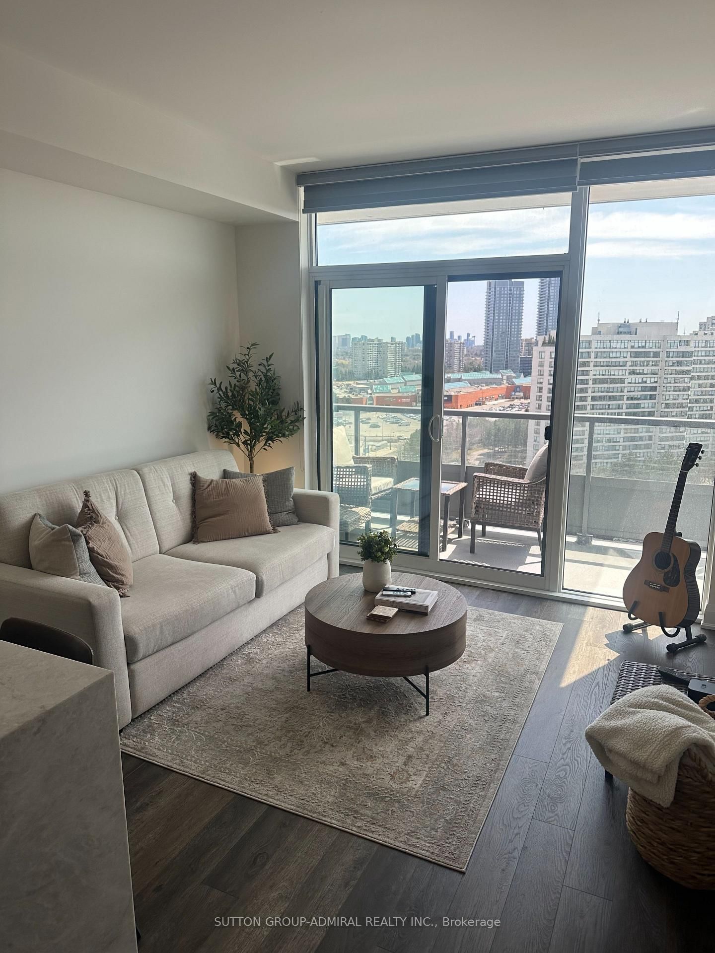 20 Gatineau Drive, Unit 1405 - Photo 6