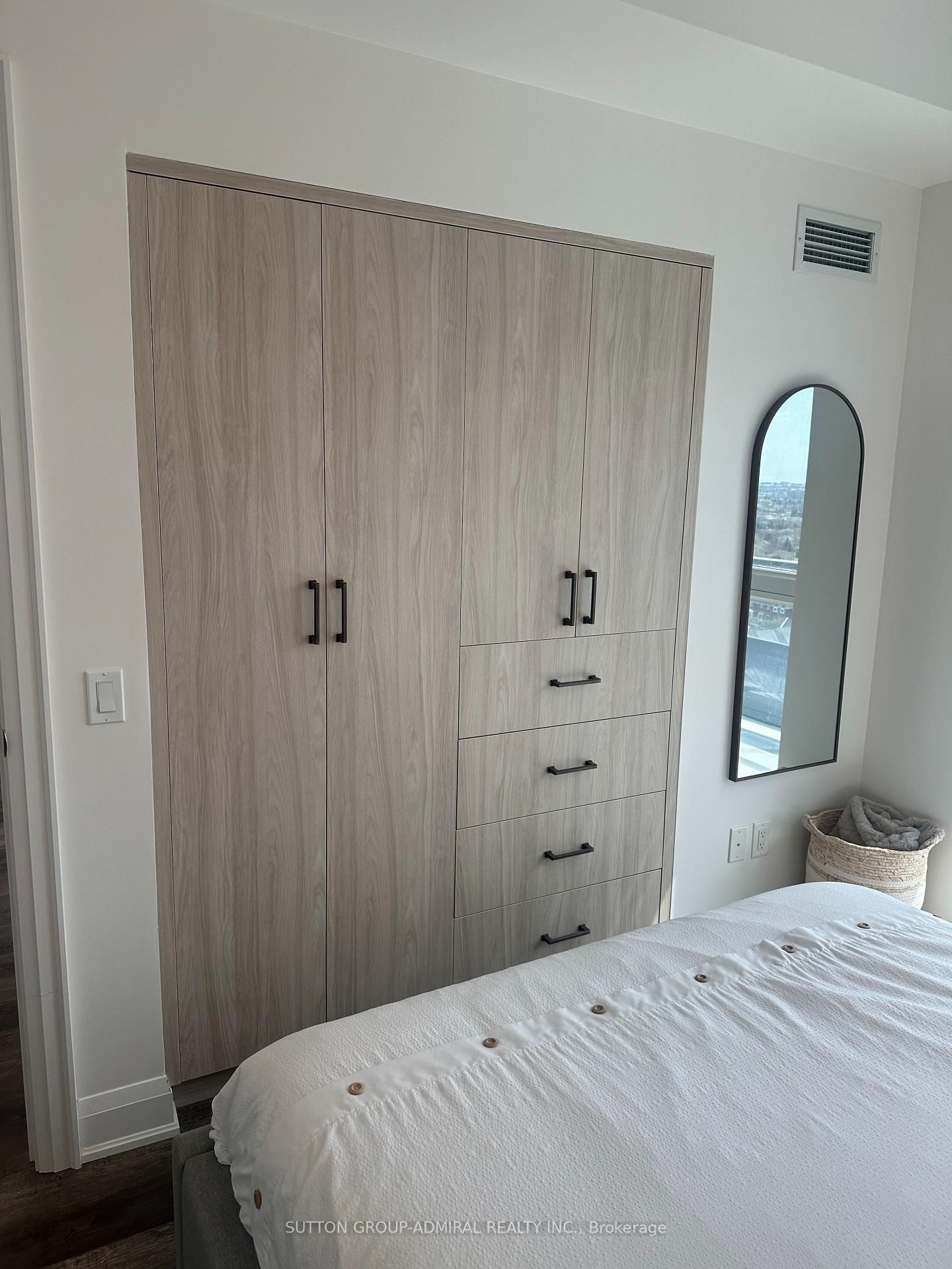 20 Gatineau Drive, Unit 1405 - Photo 8