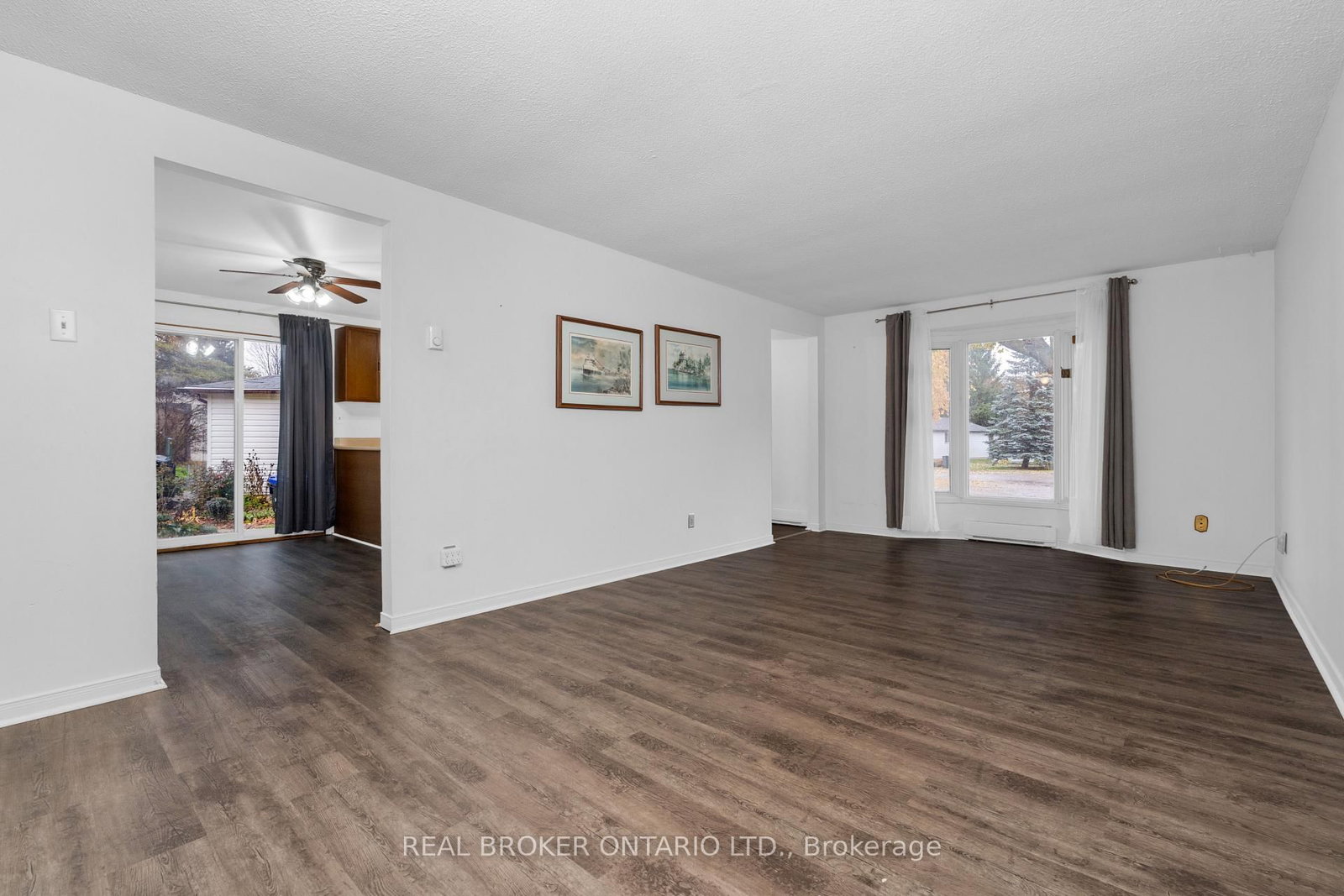 8 Maple Leaf Terr, Innisfil, view 18