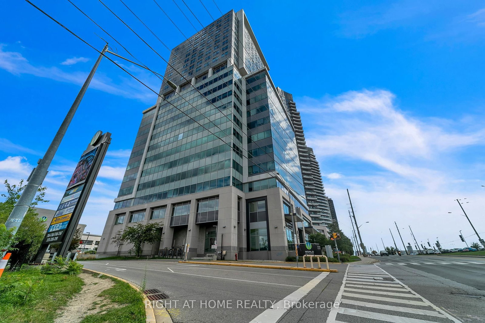 7191 Yonge Street, Unit 115/116 - Photo 2