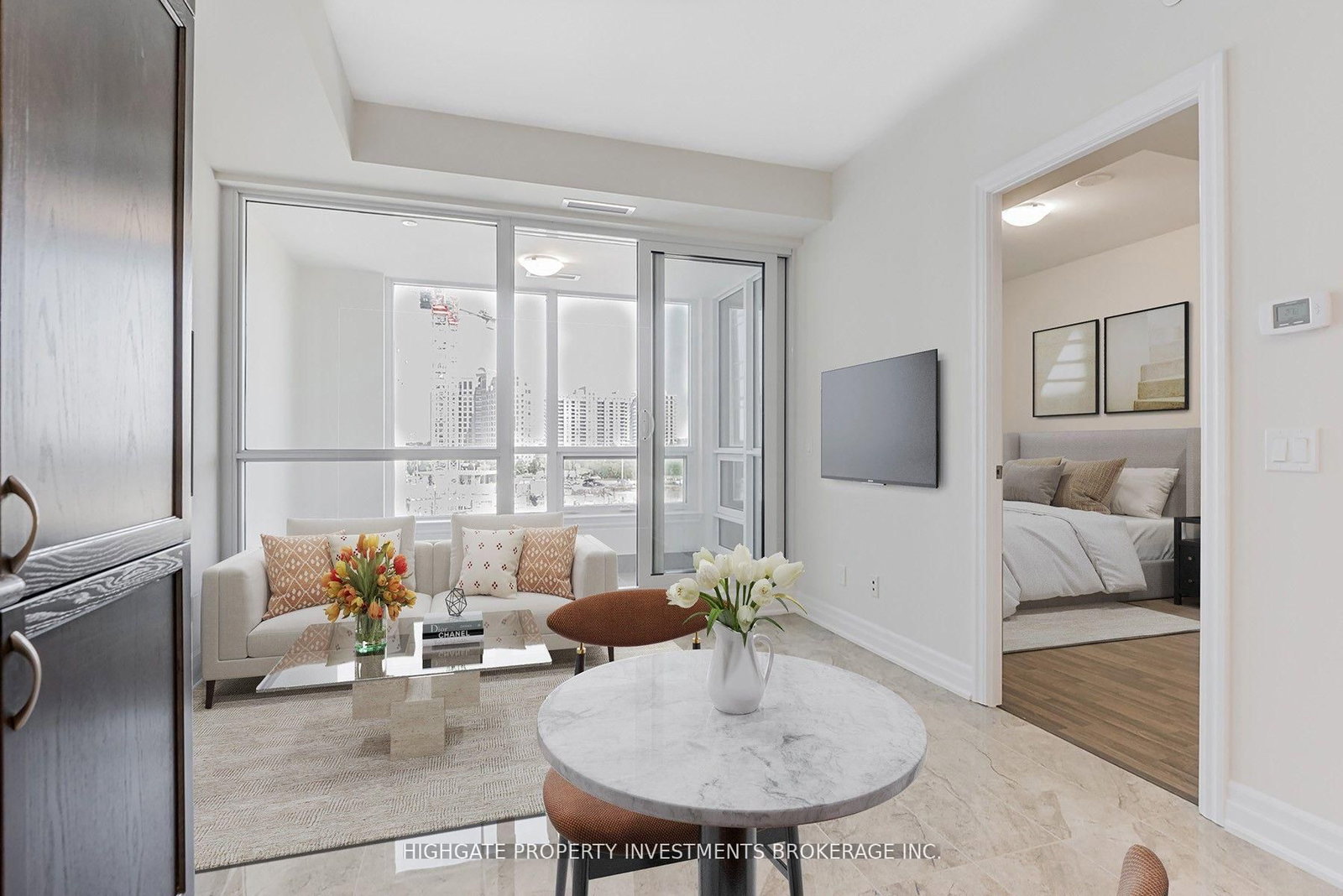 9085 Jane Street, Unit 501 - Photo 15