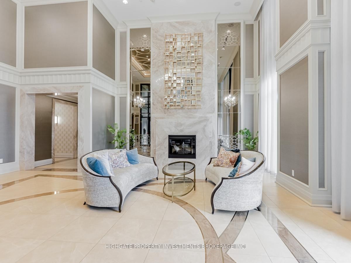 9085 Jane Street, Unit 501 - Photo 3