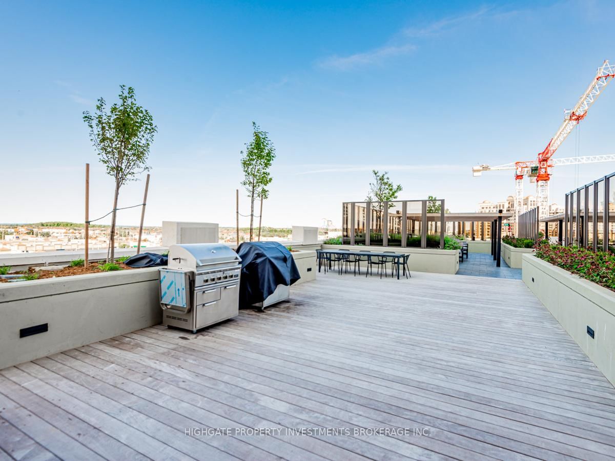 9085 Jane Street, Unit 501 - Photo 30