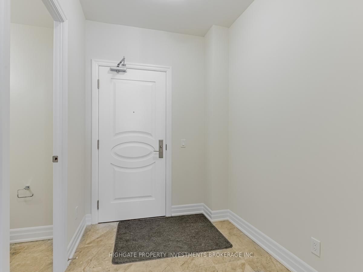 9085 Jane Street, Unit 501 - Photo 9