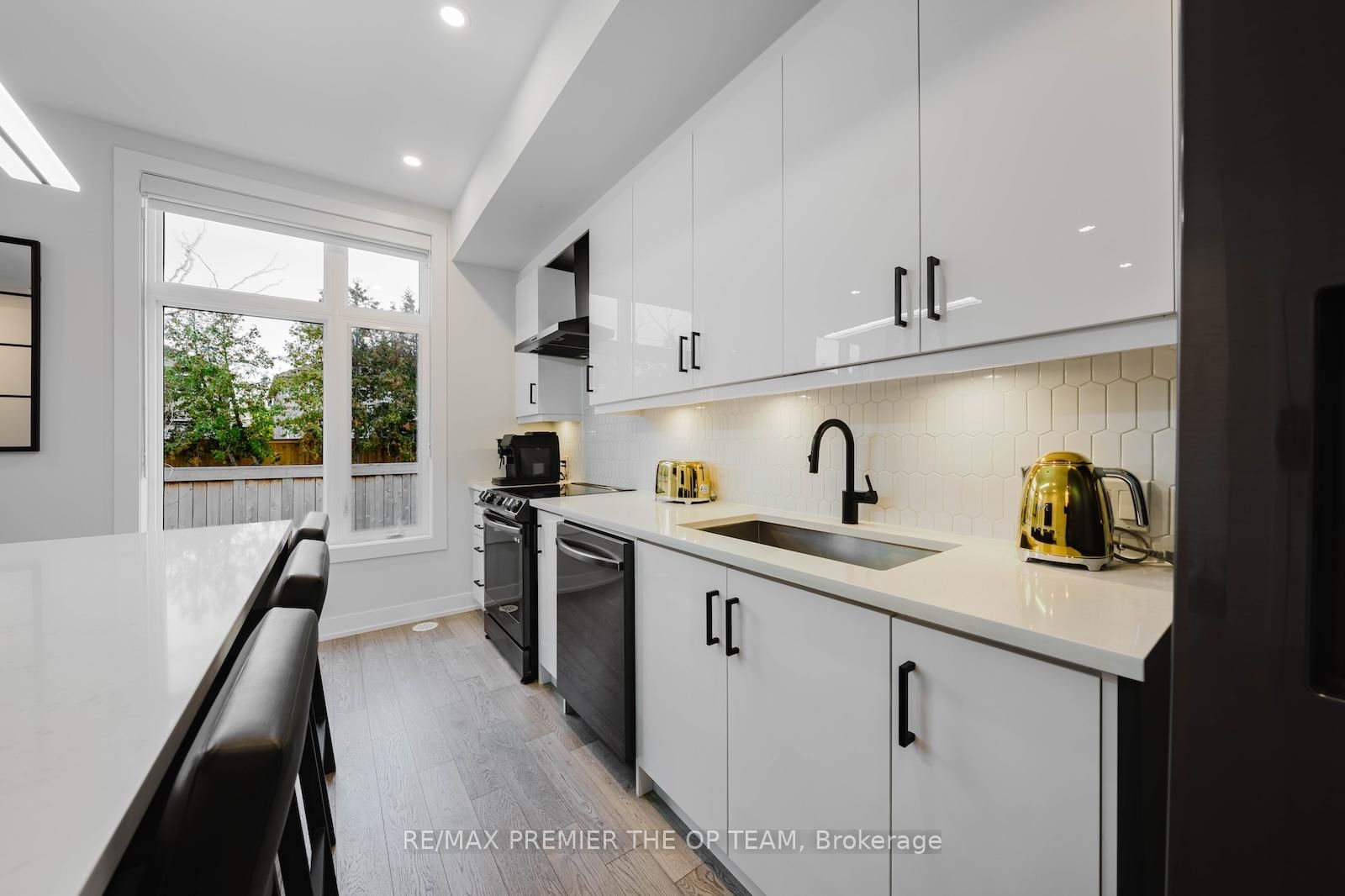 9580 Islington Avenue, Unit 139 - Photo 19