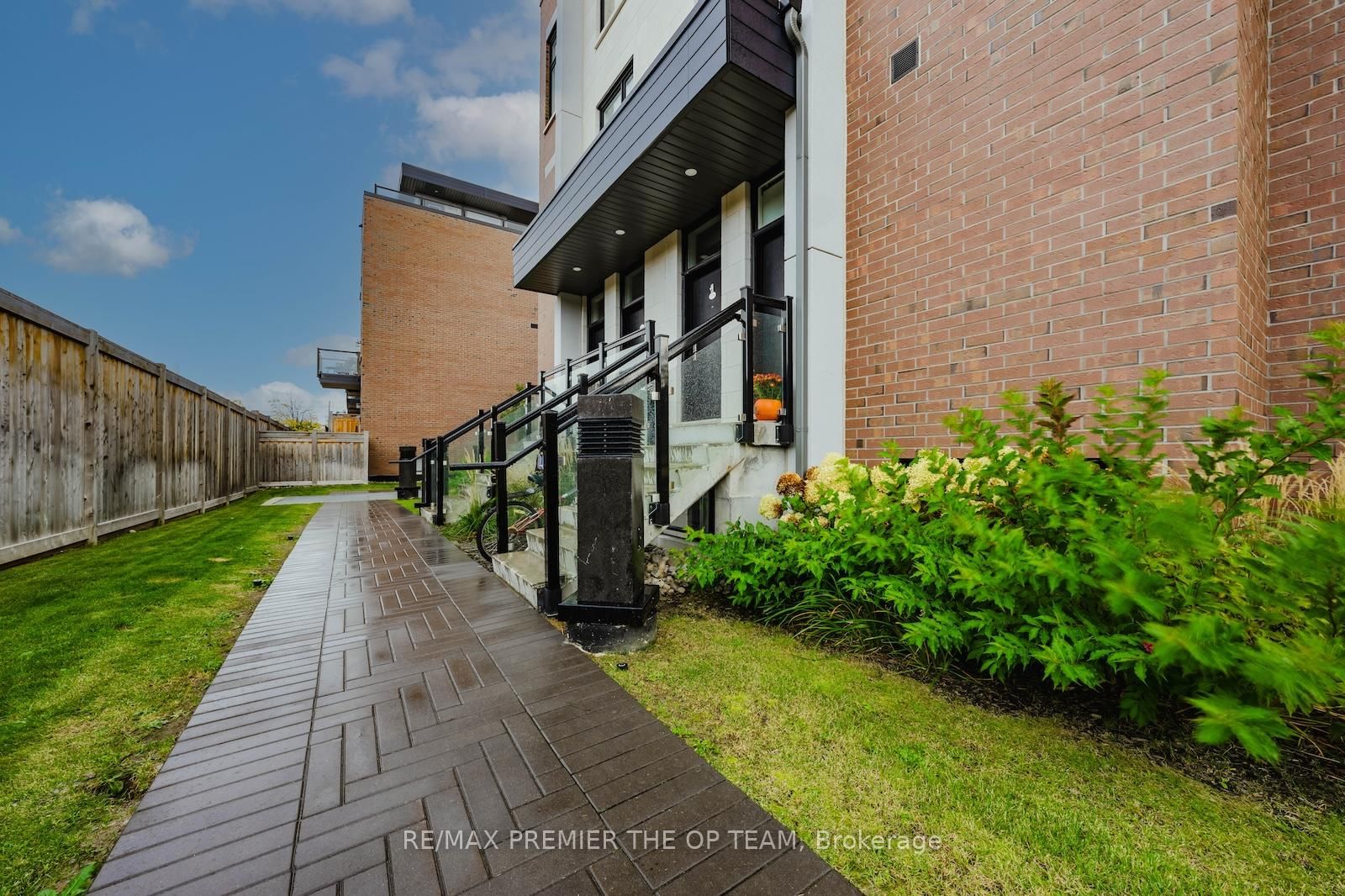 9580 Islington Avenue, Unit 139 - Photo 31