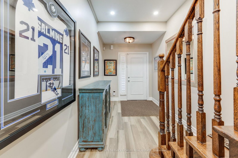 47 Beverley Glen Blvd, Vaughan, L4J 0G8 | Image 3