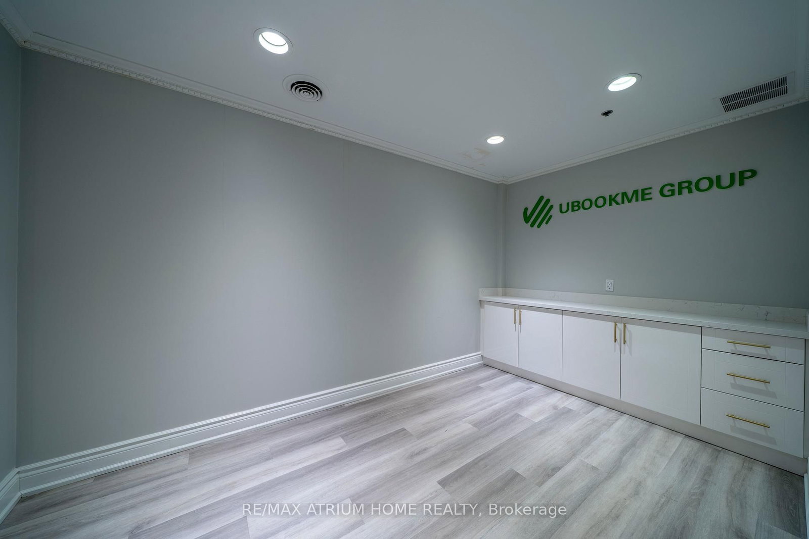 7398 Yonge Street, Unit 21D-22D - Photo 4