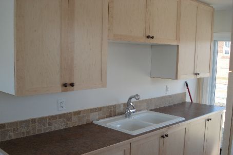 67 Bingham St, Bradford West Gwillimbury, L3Z1X3 | Image 2