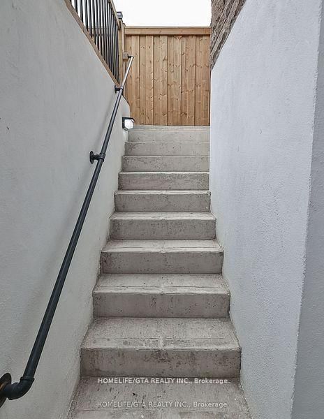17 Couloir Drive, Unit Basement - Photo 11