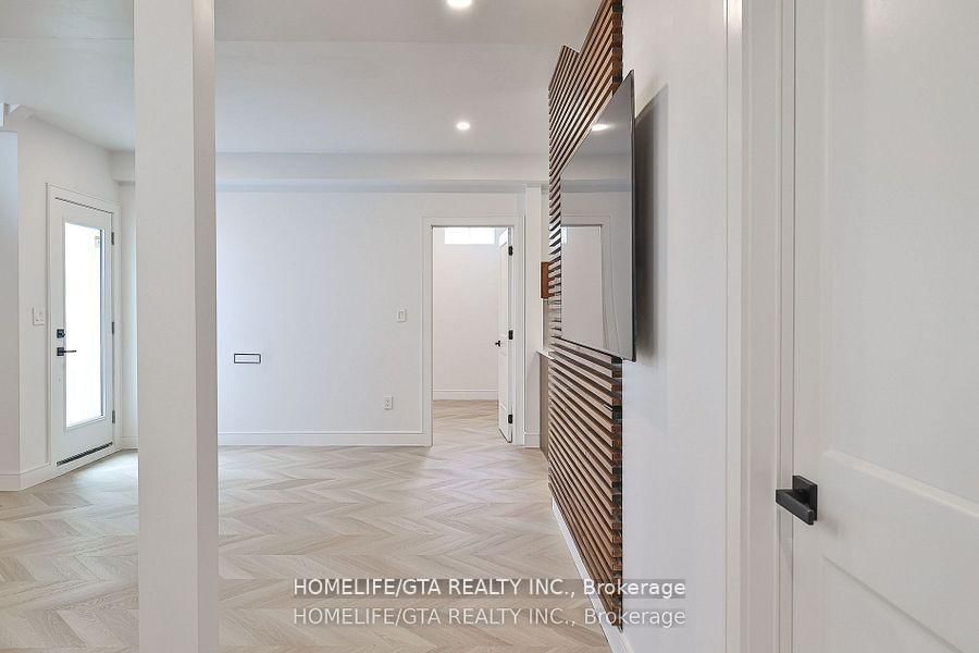 17 Couloir Drive, Unit Basement - Photo 16