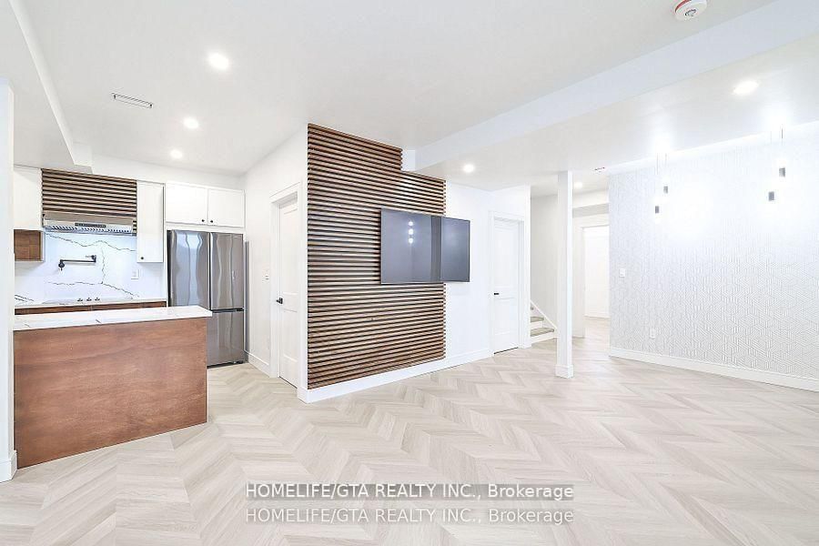 17 Couloir Drive, Unit Basement - Photo 17