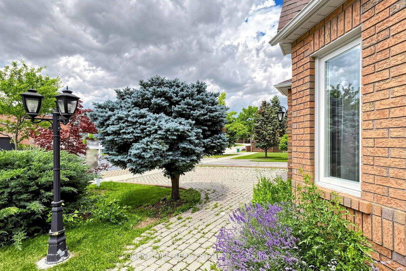 47 Edenbridge Drive