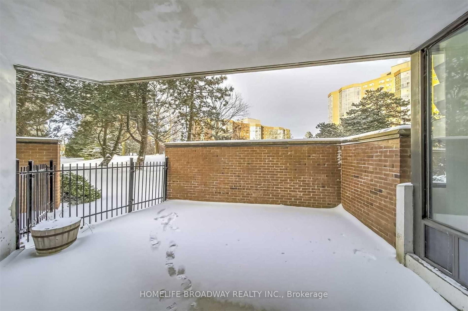 40 Baif Boulevard, Unit 101 - Photo 14