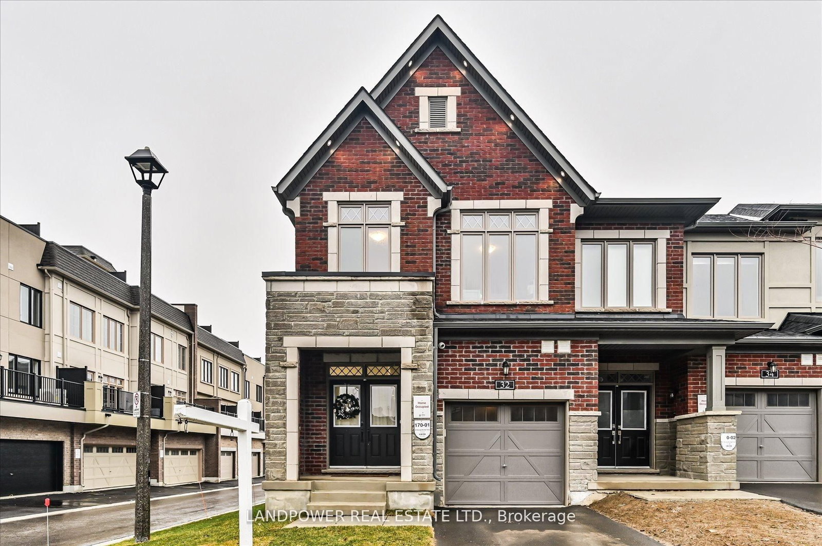 Townhouse for sale at 32 Harvey Bunker Crescent, Markham, Ontario, L6C 3K3 - Angus Glen - MLS: N13060314